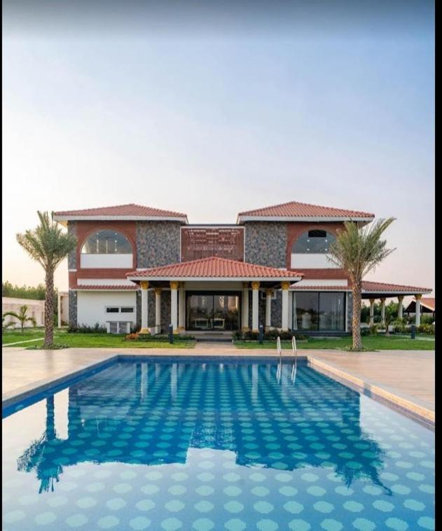 Redhomex Cove Castle Villa Hajdarábád Exteriér fotografie