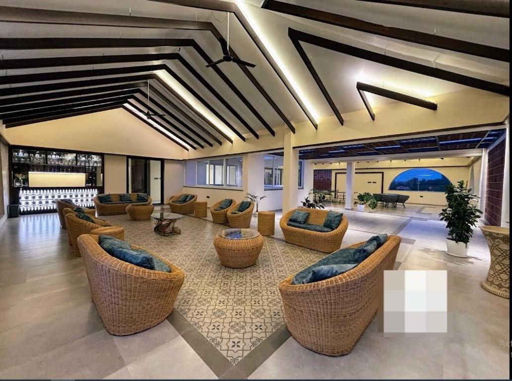 Redhomex Cove Castle Villa Hajdarábád Exteriér fotografie